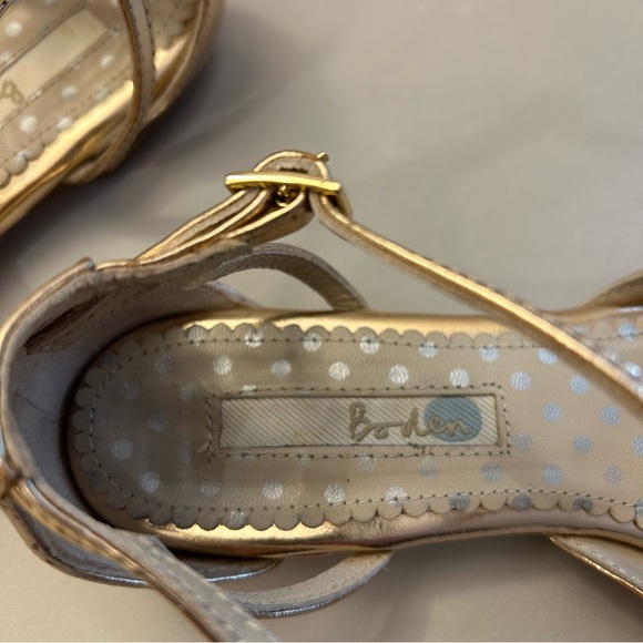 Boden Gold Flat Size 39/8 1/2 - Picture 6 of 11